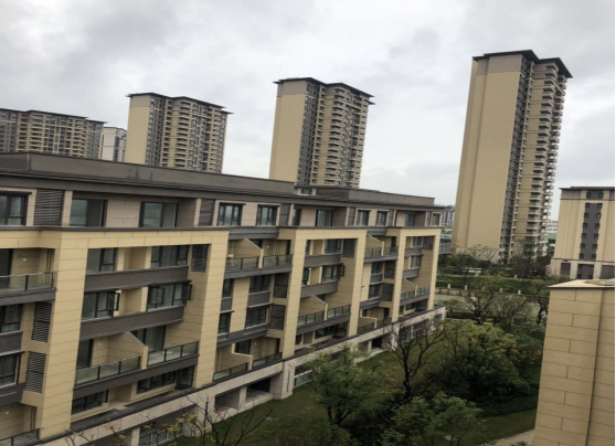 高鐵新城優步水岸