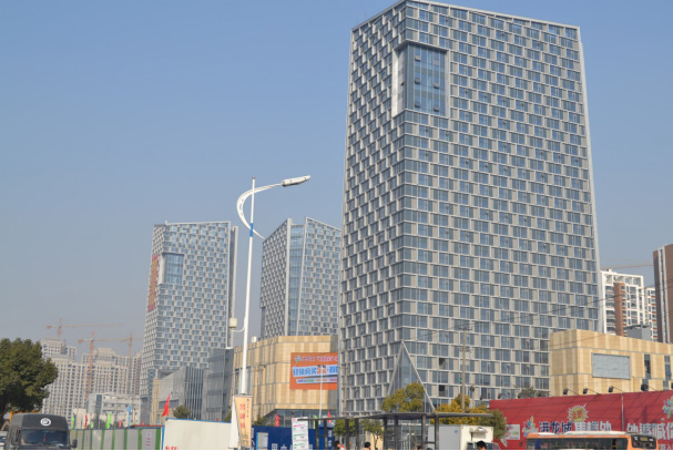 新區港龍城市商業廣場